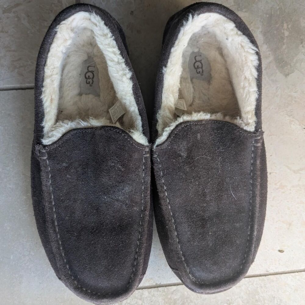 UGG Mens Ascot Suede Slippers Espresso Brown Loafers